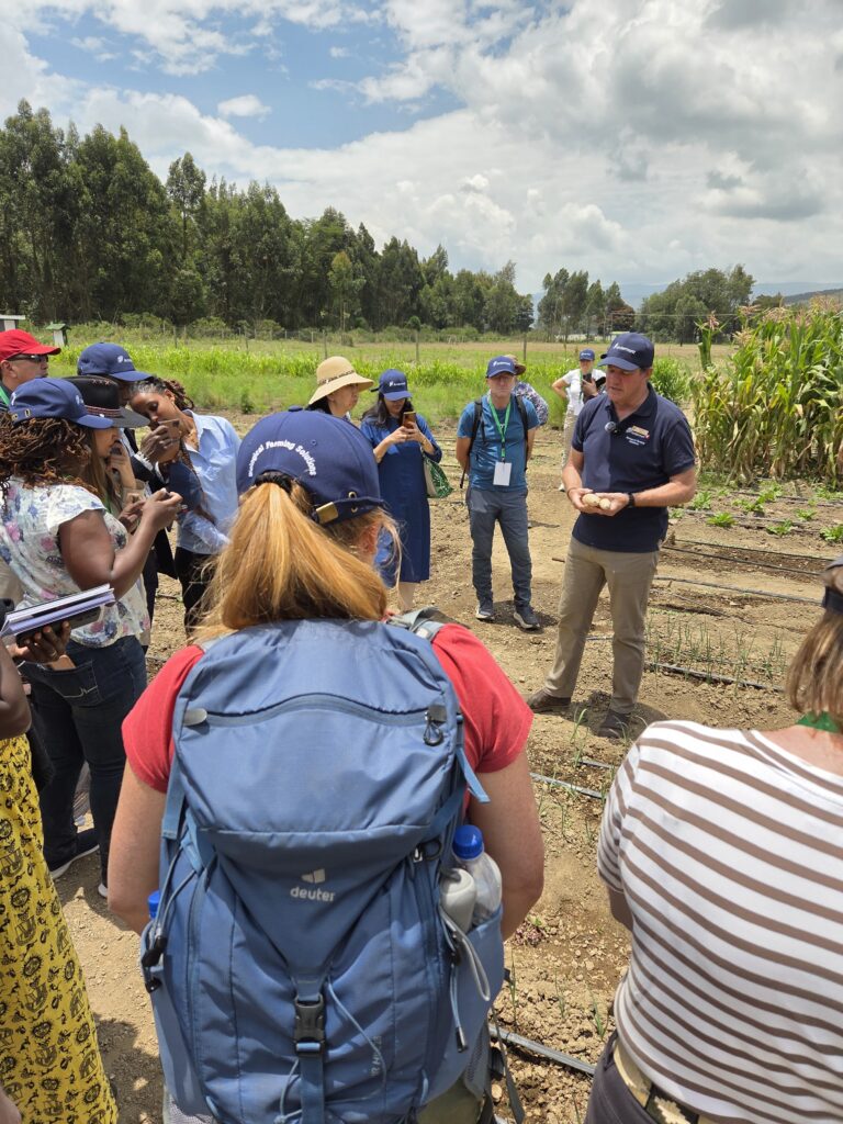 AKE Tour (13) ake tour (13)